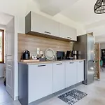 Des Petits Paves - Ferienhaus *